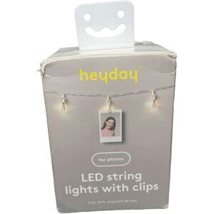Heyday LED String Lights w/ Photo Clips Warm Glow 10ft 3xAA Battery New Box Wear